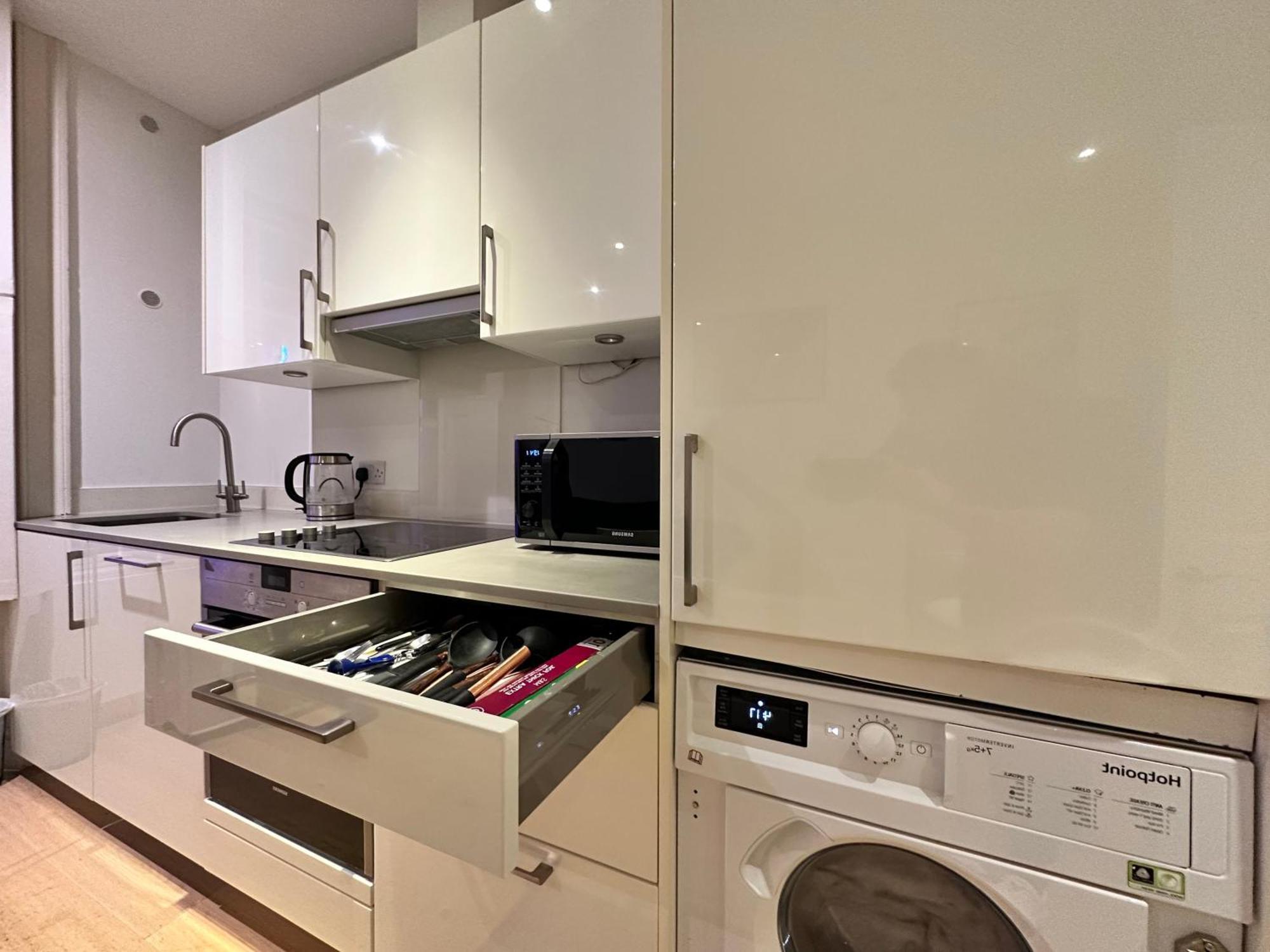 Mayfair Studio By Oxford Street - Luxurylondonstays 외부 사진