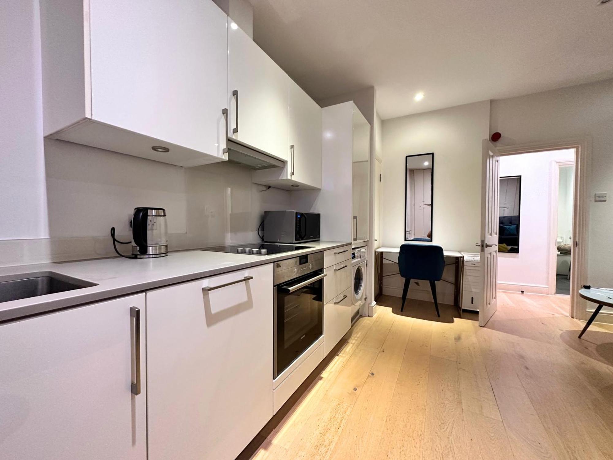 Mayfair Studio By Oxford Street - Luxurylondonstays 외부 사진